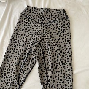 Balance Athletica snow leopard midnight leggings